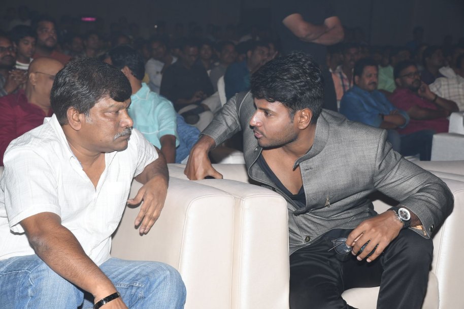 Nakshatram-Movie-Audio-Launch